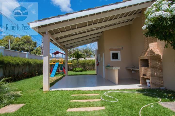 deck com churrasqueira