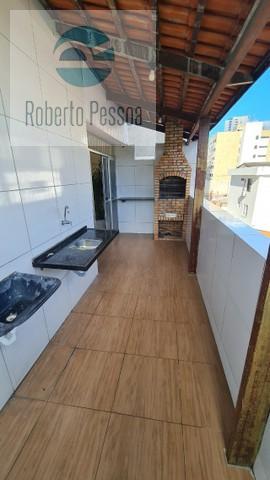 deck com churrasqueira