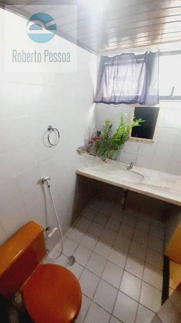 wc sute 02