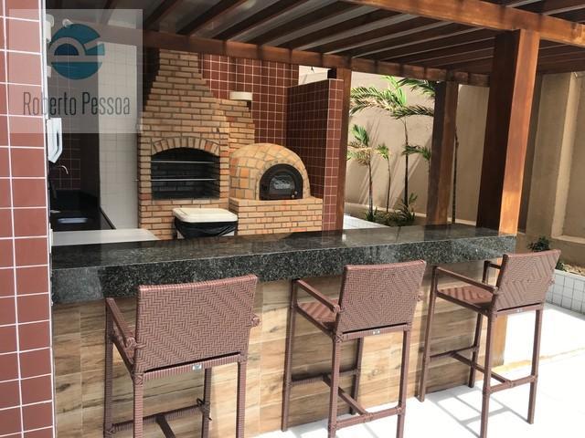 deck com churrasqueira