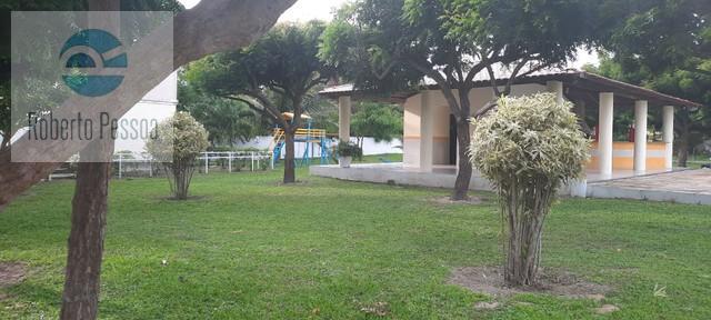 deck com churrasqueira