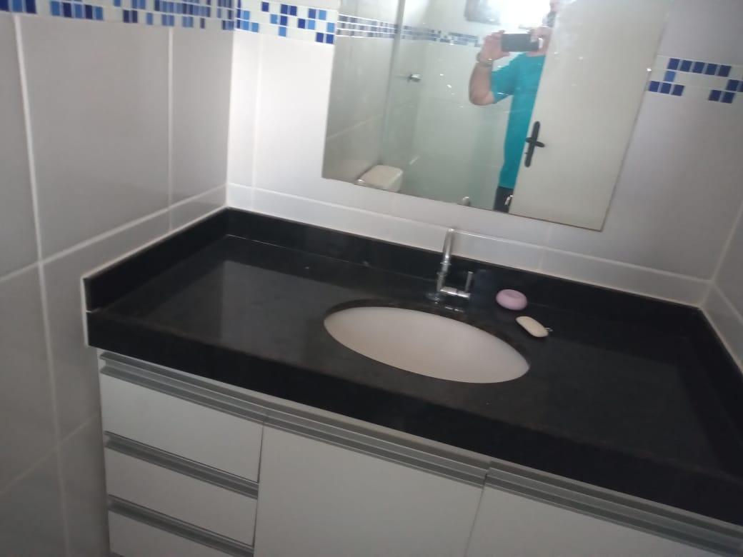wc sute 01