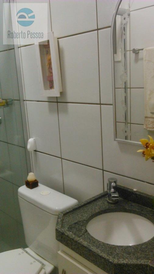 wc sute 01