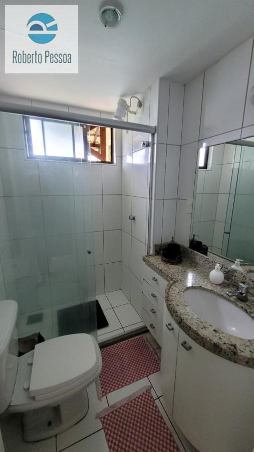wc sute 02
