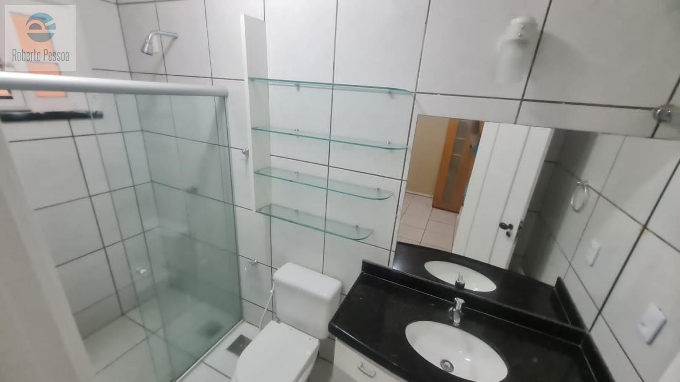 wc sute 04