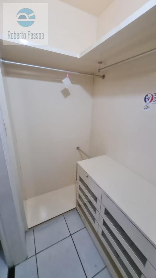 closet sute 03