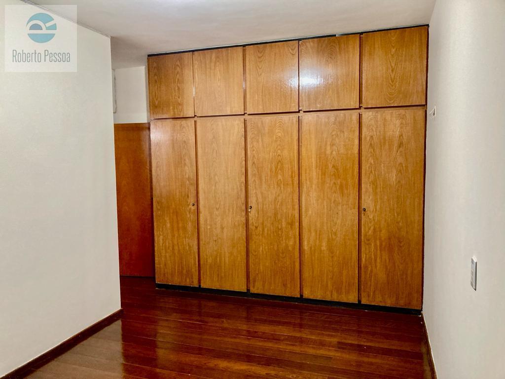 gabinete / escritrio / dormitrio