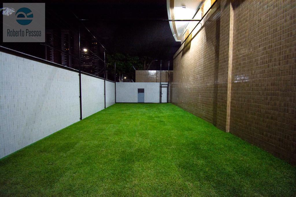 mini campo de futebol