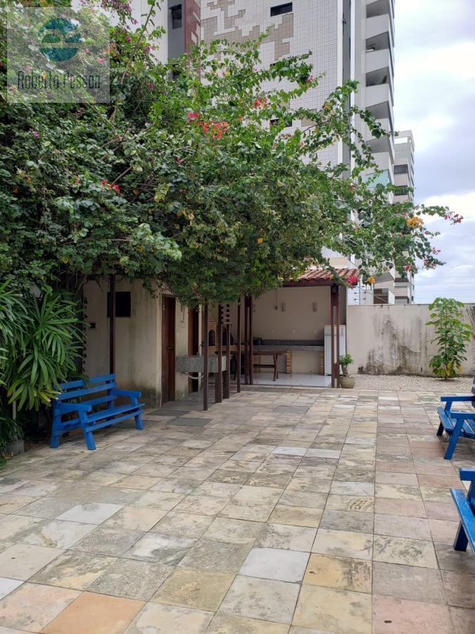 deck com churrasqueira