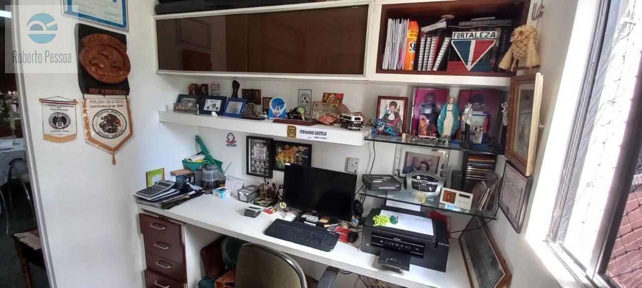 gabinete / escritrio / dormitrio