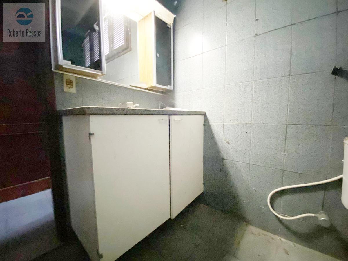 wc sute 02