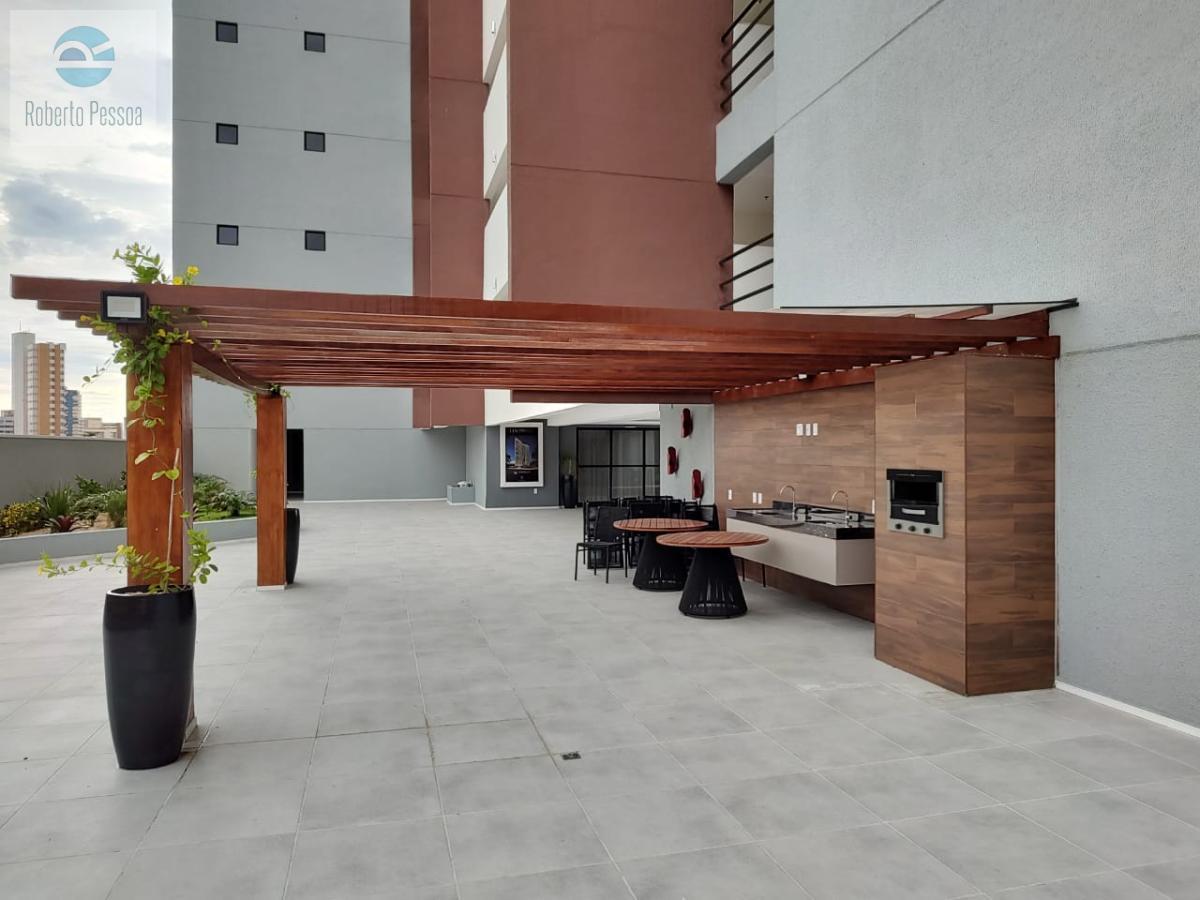 deck com churrasqueira