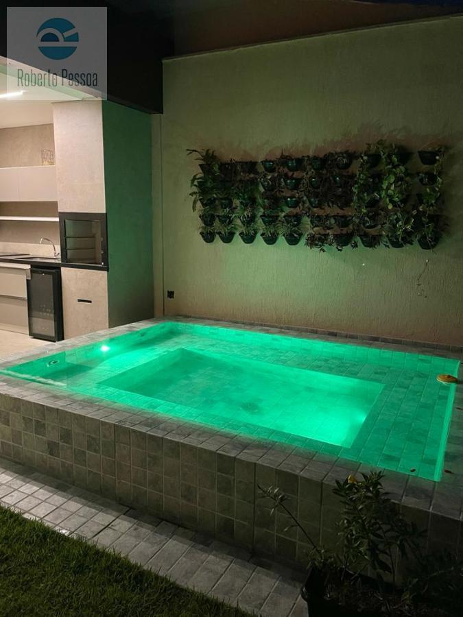 jacuzzi