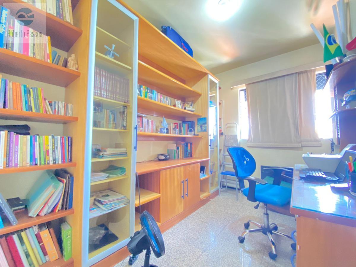gabinete / escritrio / dormitrio