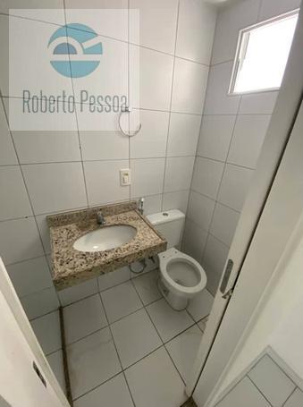 wc sute 03