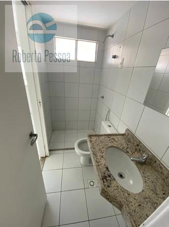 wc sute 02