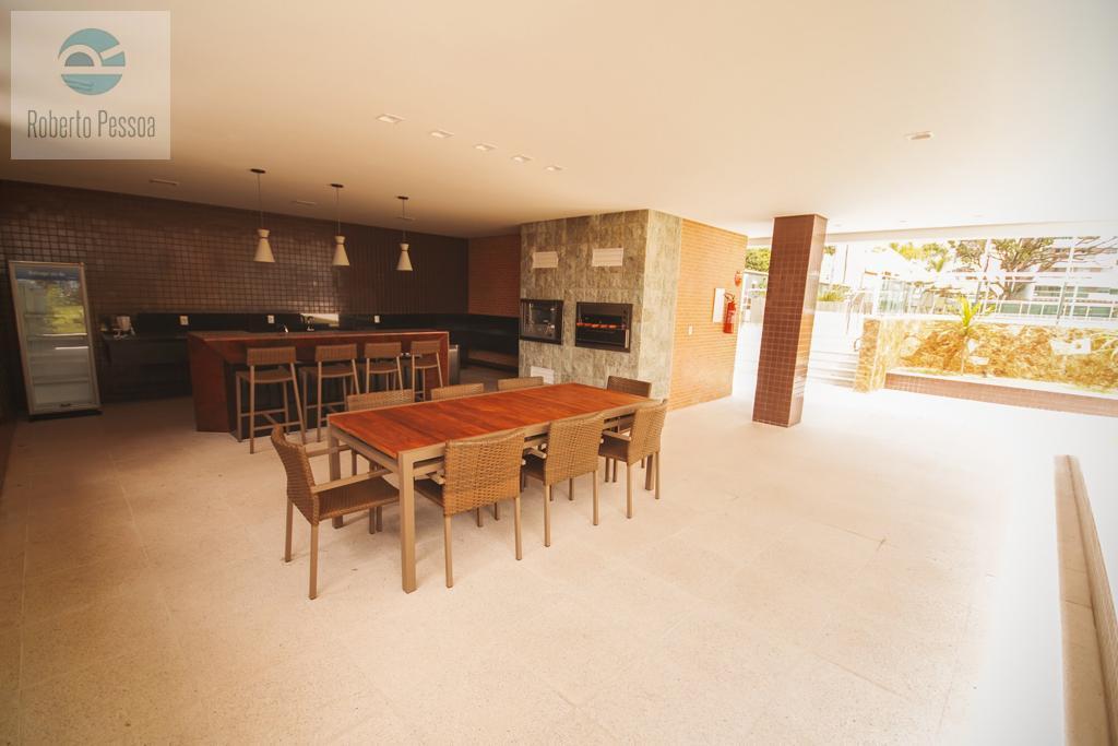 deck com churrasqueira