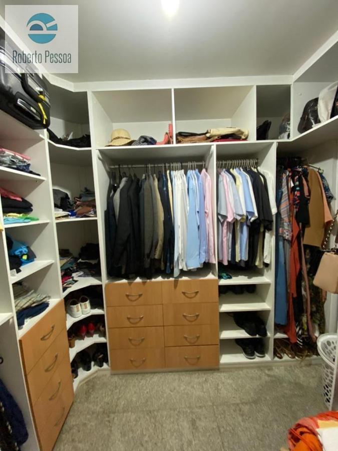 closet sute 02