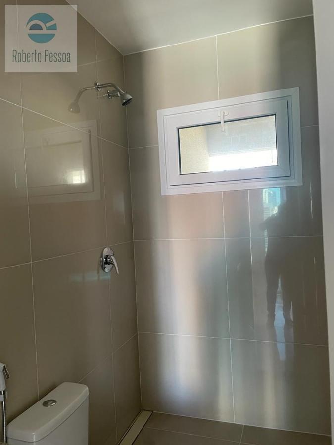 wc sute 02