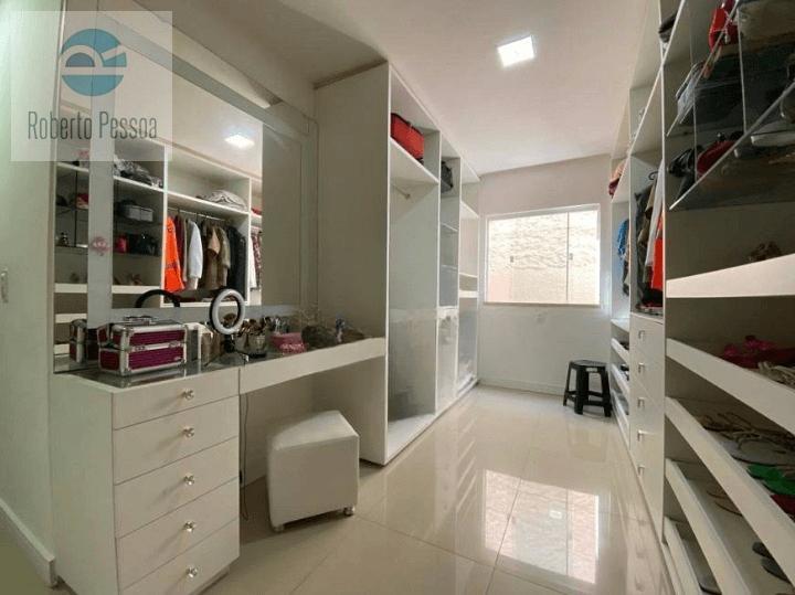 closet sute master