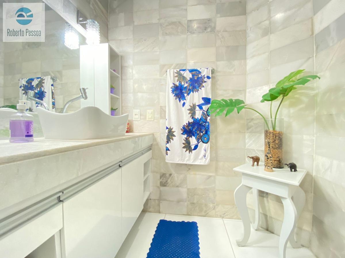 wc social