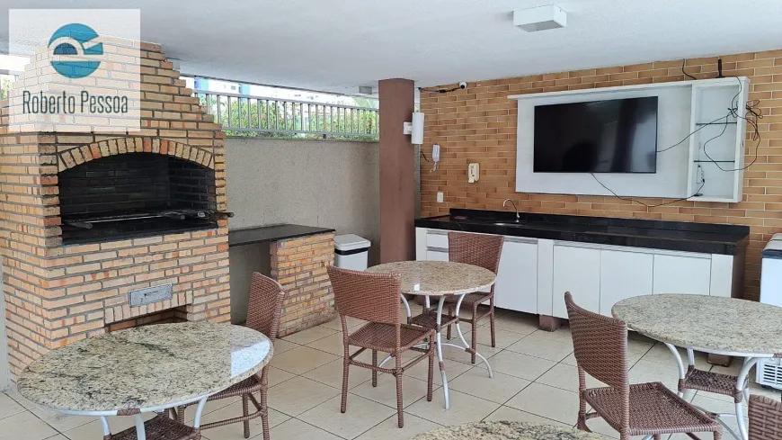 deck com churrasqueira