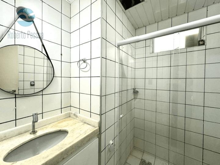 wc sute 02