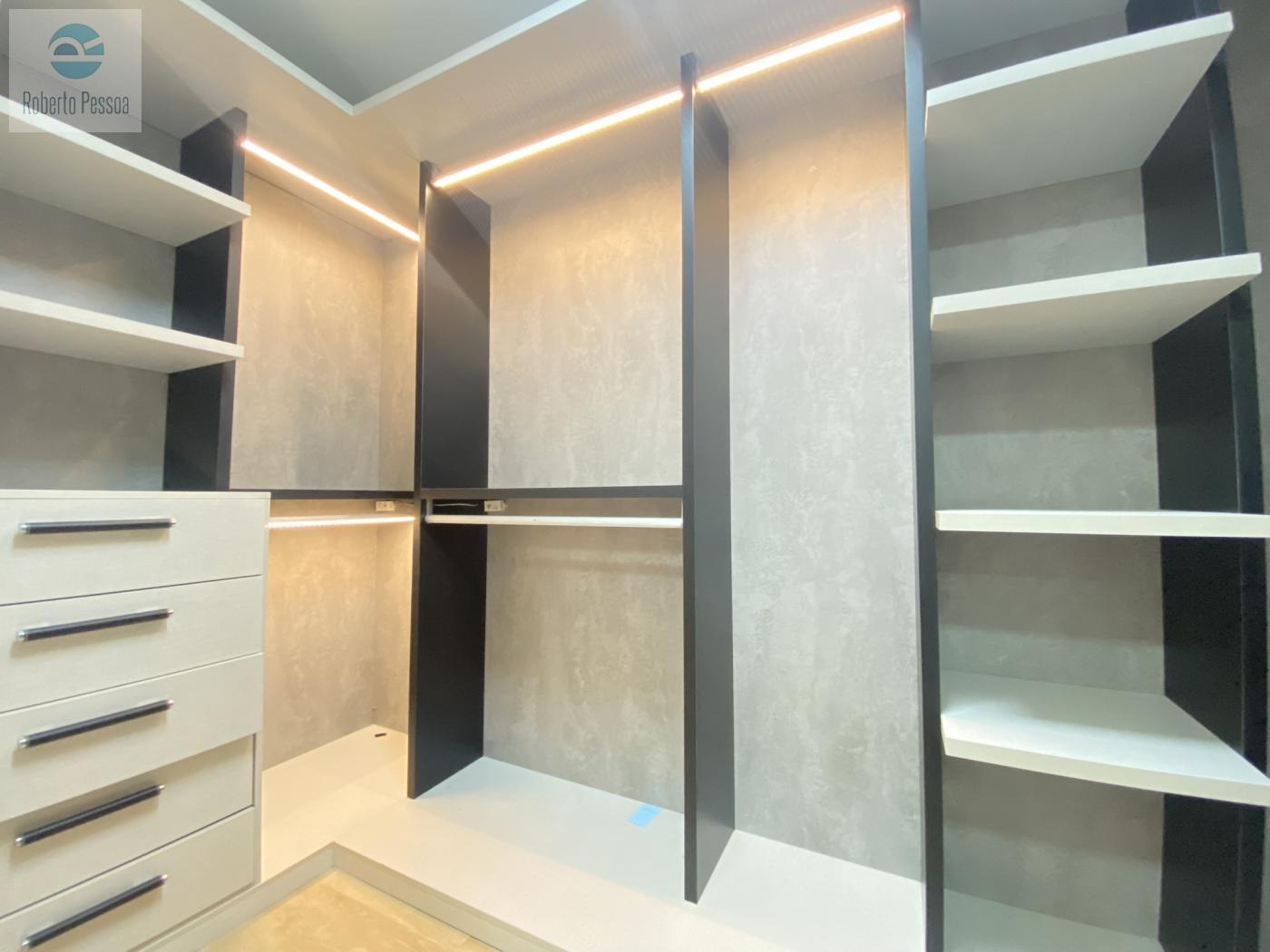 closet sute master